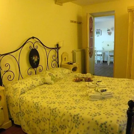 La Dei Castelli Bed and Breakfast
